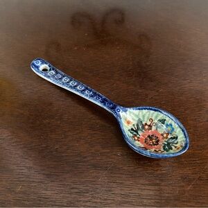 Boleslawiec Polish Pottery Floral Handcrafted Hand painted Spoon Stoneware 6”